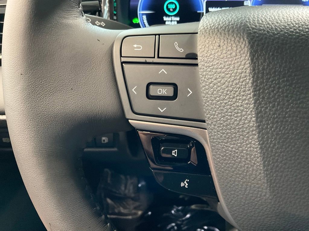 Used 2026 Toyota Camry XSE FWD image 11