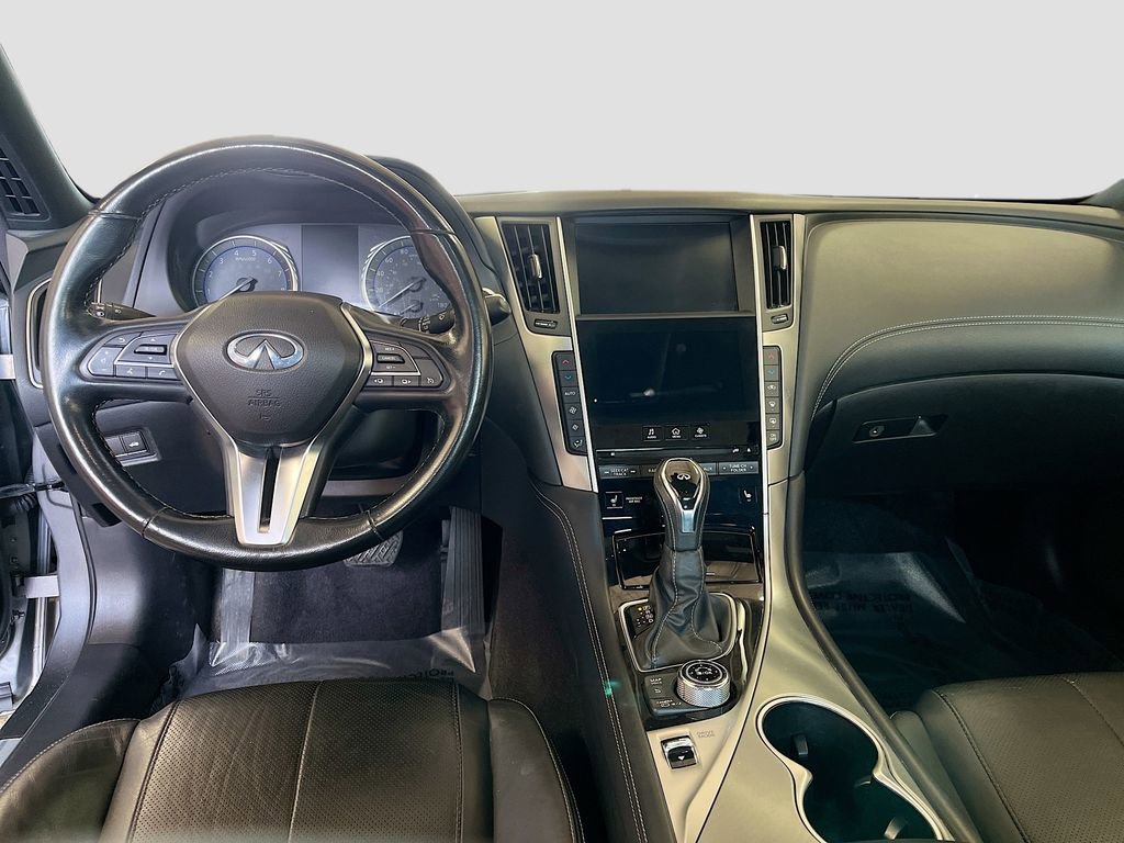 Used 2019 INFINITI Q60 3.0t Luxe w/ Essential Package image 24