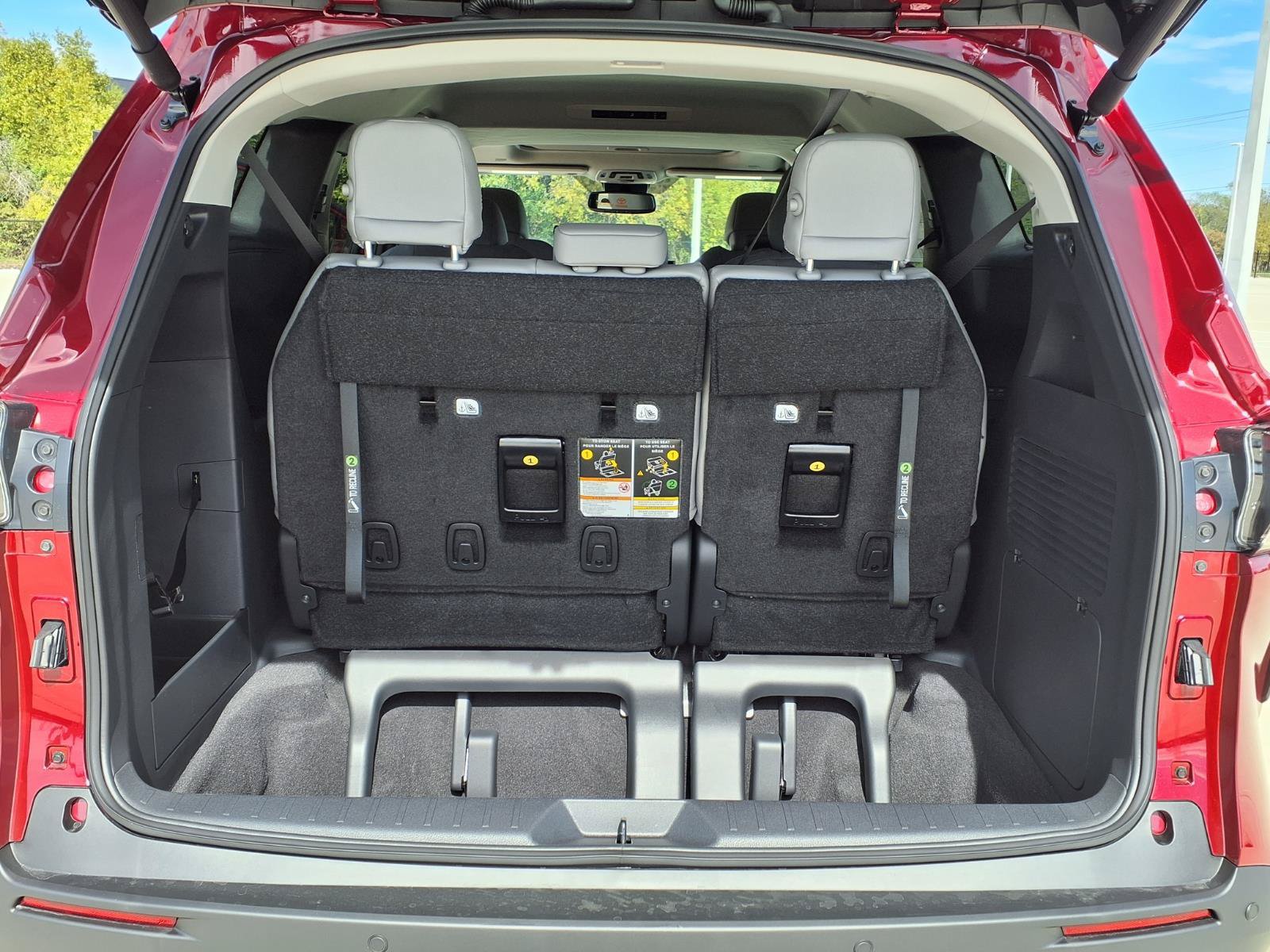 New 2026 Toyota Sienna XLE FWD image 27