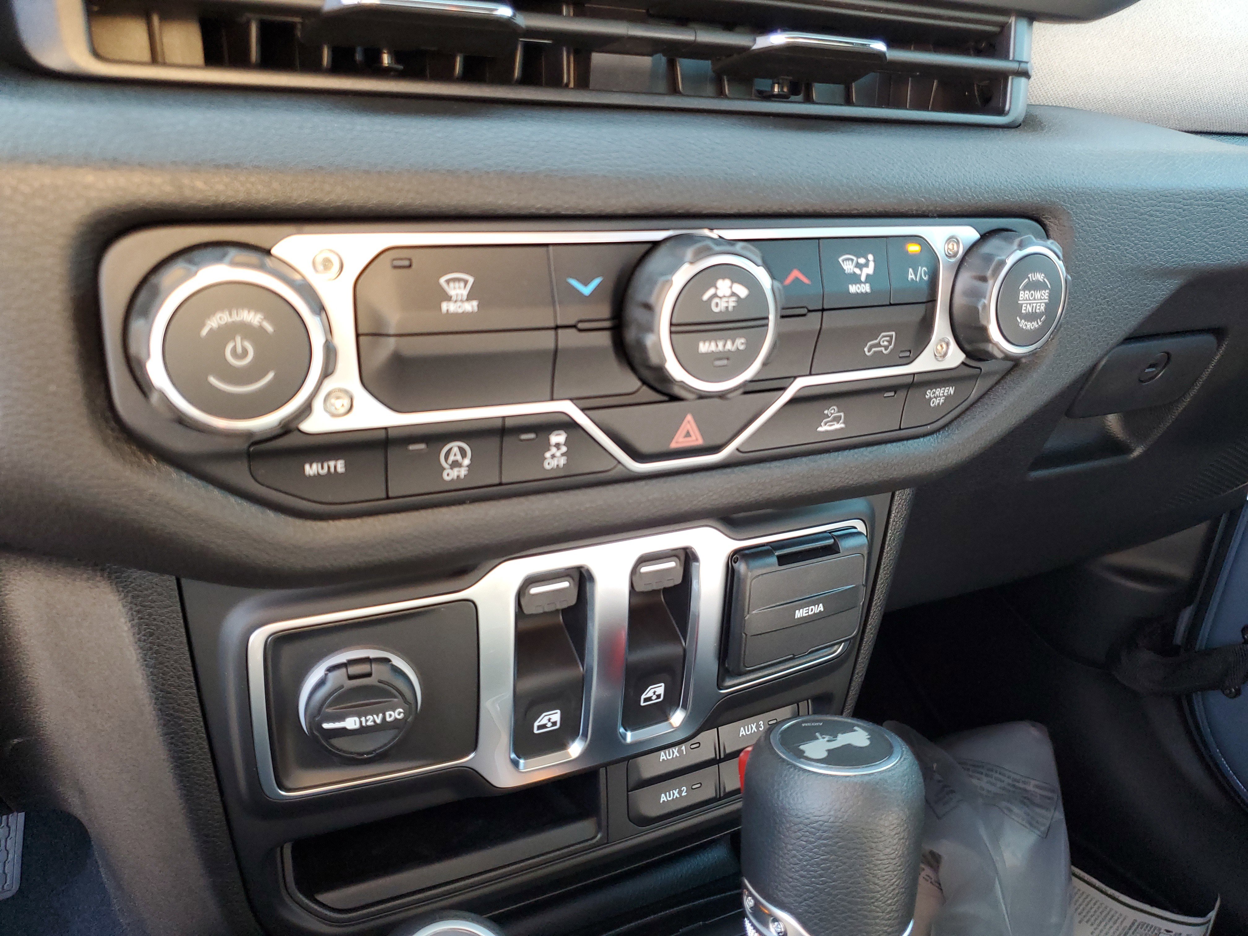 New 2026 Jeep Wrangler Sport image 15