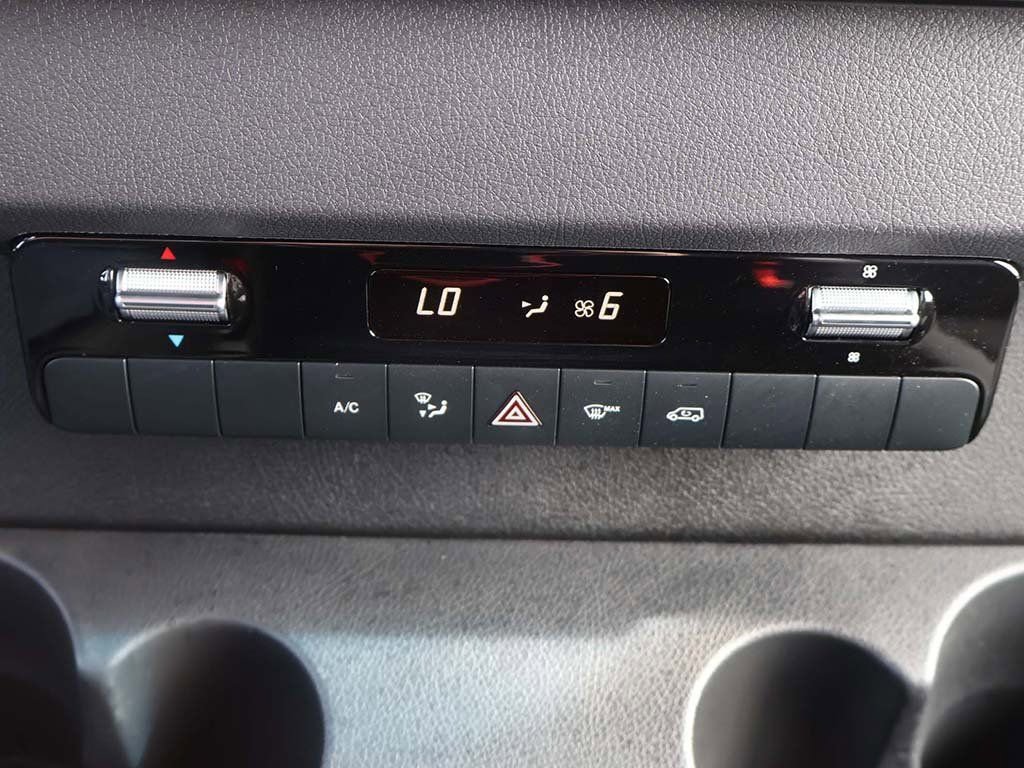 Used 2025 Mercedes-Benz Sprinter 3500 image 37