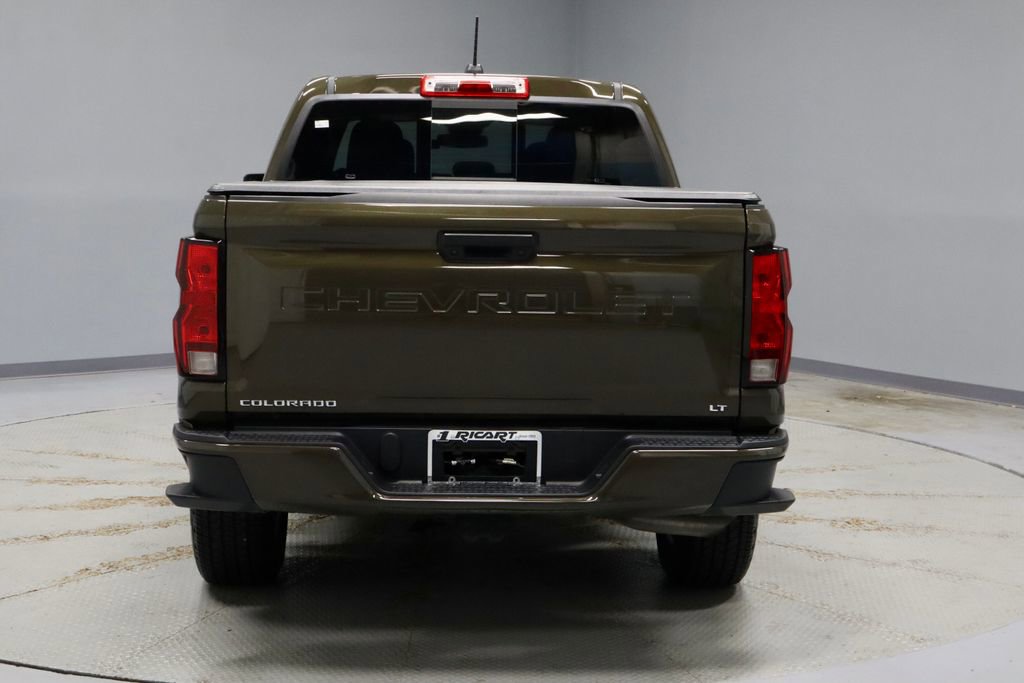 Used 2023 Chevrolet Colorado LT w/ LT Convenience Package RWD image 9