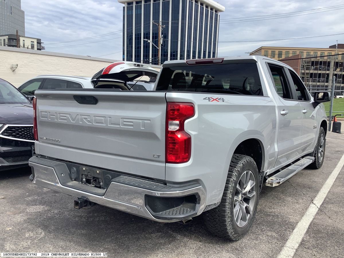 Used 2019 Chevrolet Silverado 1500 LT w/ Texas Edition AWD/4WD image 4