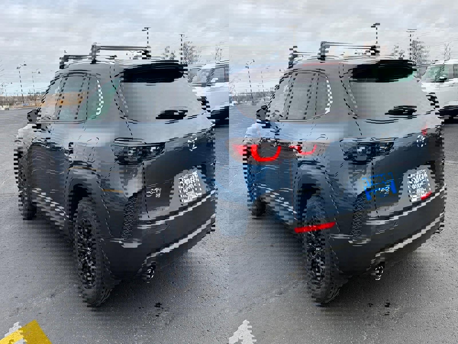 Used 2025 MAZDA CX-50 AWD 2.5 S w/ Cargo Package image 3