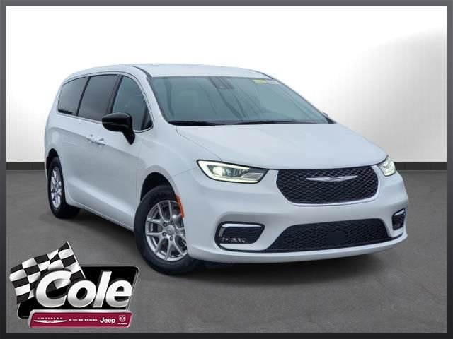 New 2026 Chrysler Pacifica Select 360° Tour