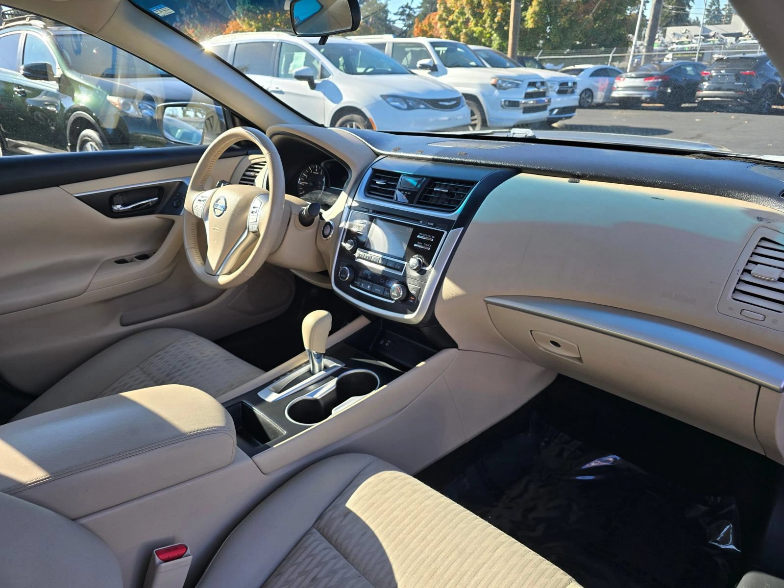 Used 2016 Nissan Altima 2.5 SV FWD image 10