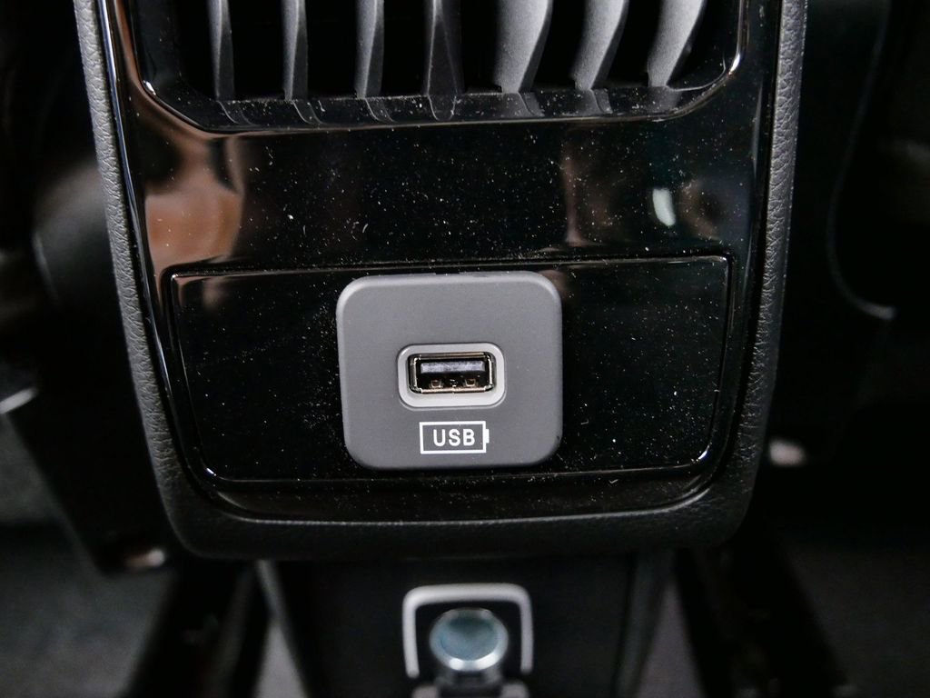 Used 2024 Jeep Compass Sport image 27