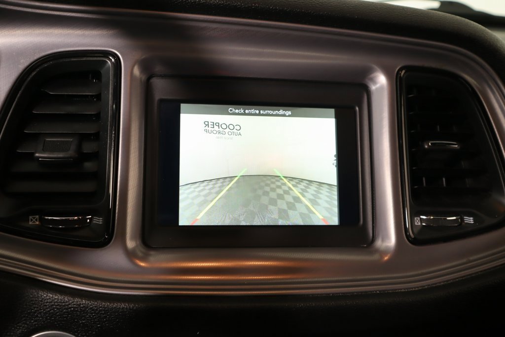 Used 2023 Dodge Challenger SXT image 6