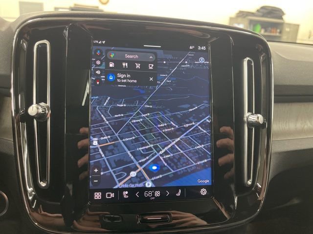 Used 2023 Volvo XC40 B5 Plus w/ Driver Assist Package image 26