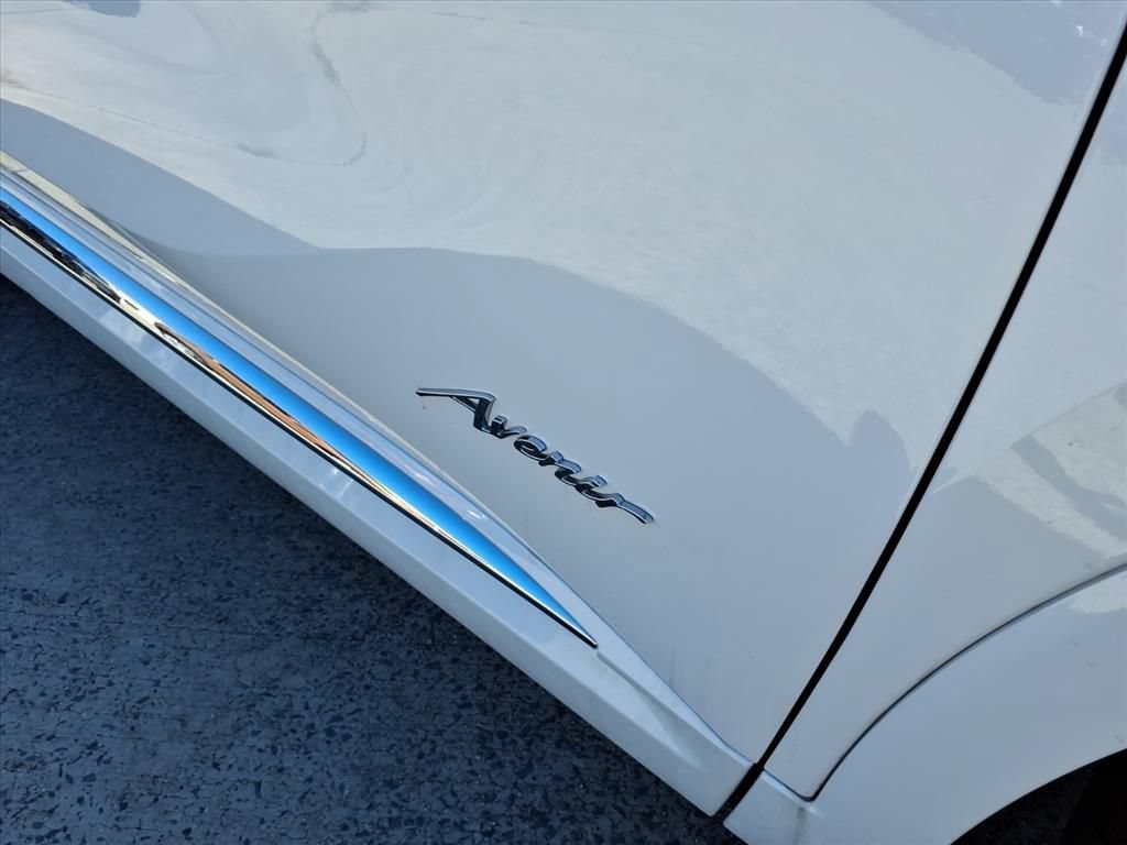 New 2026 Buick Enclave Avenir w/ Super Cruise Package FWD image 10