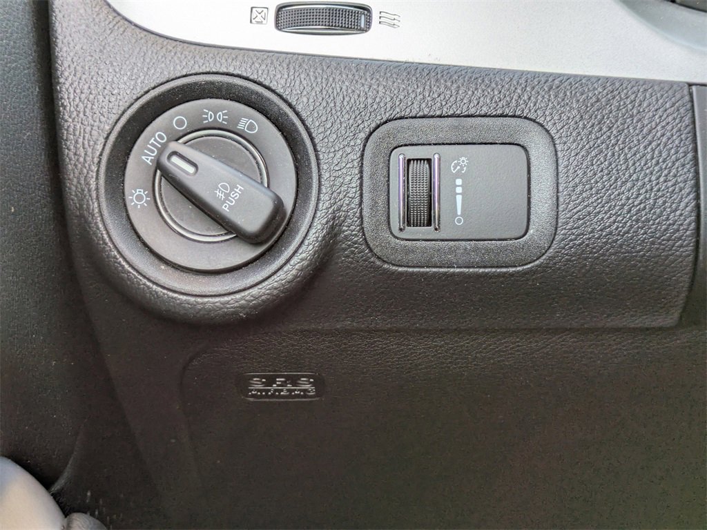 Used 2017 Dodge Journey GT image 25