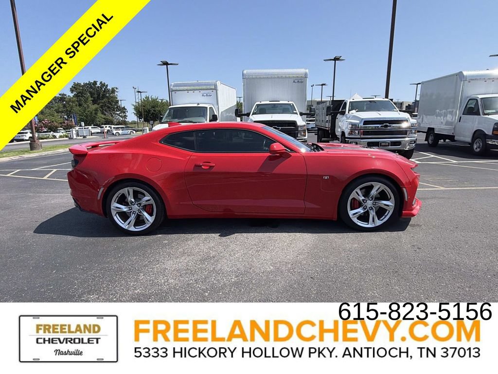 Used 2022 Chevrolet Camaro SS RWD image 2
