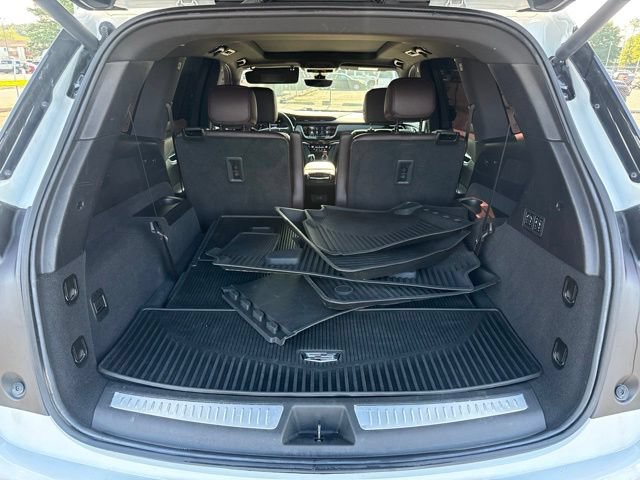 Used 2023 Cadillac XT6 Premium Luxury w/ Technology Package FWD image 21