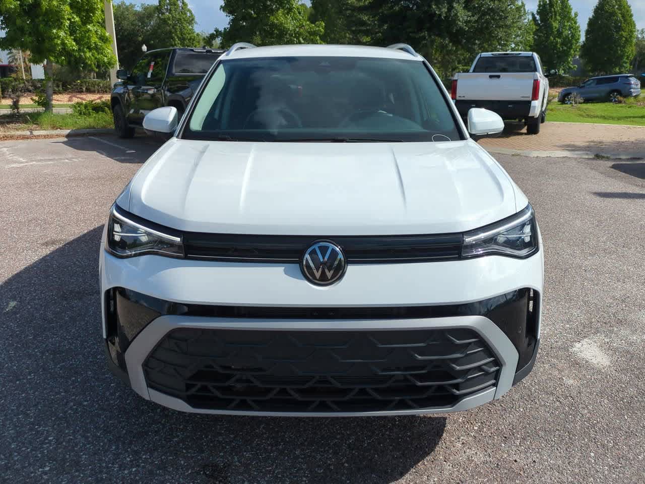 Used 2025 Volkswagen Taos SE AWD/4WD image 9