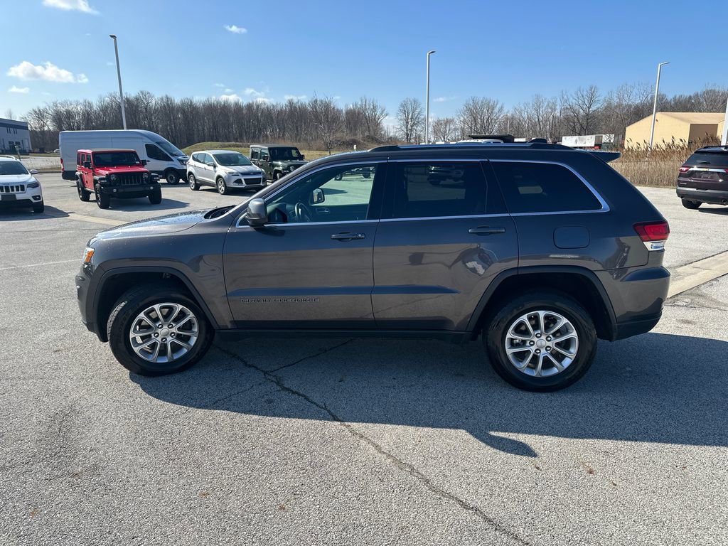Used 2021 Jeep Grand Cherokee Laredo image 6