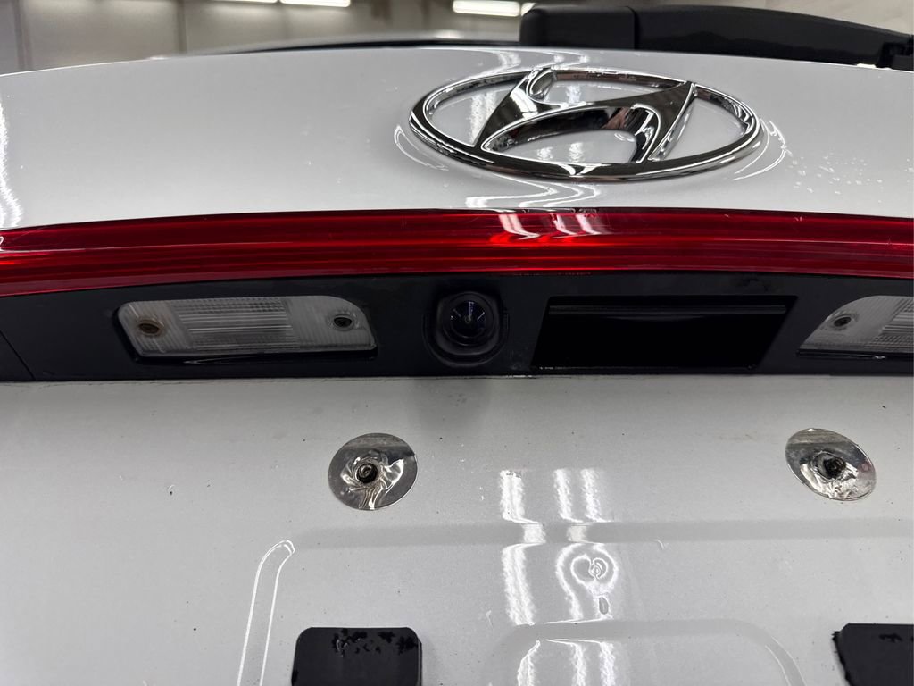 Used 2023 Hyundai Santa Fe Calligraphy image 16
