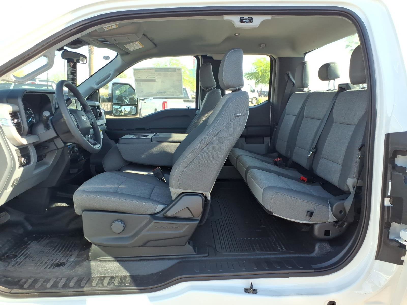 New 2025 Ford F350 XL w/ XL Chrome Package RWD image 7
