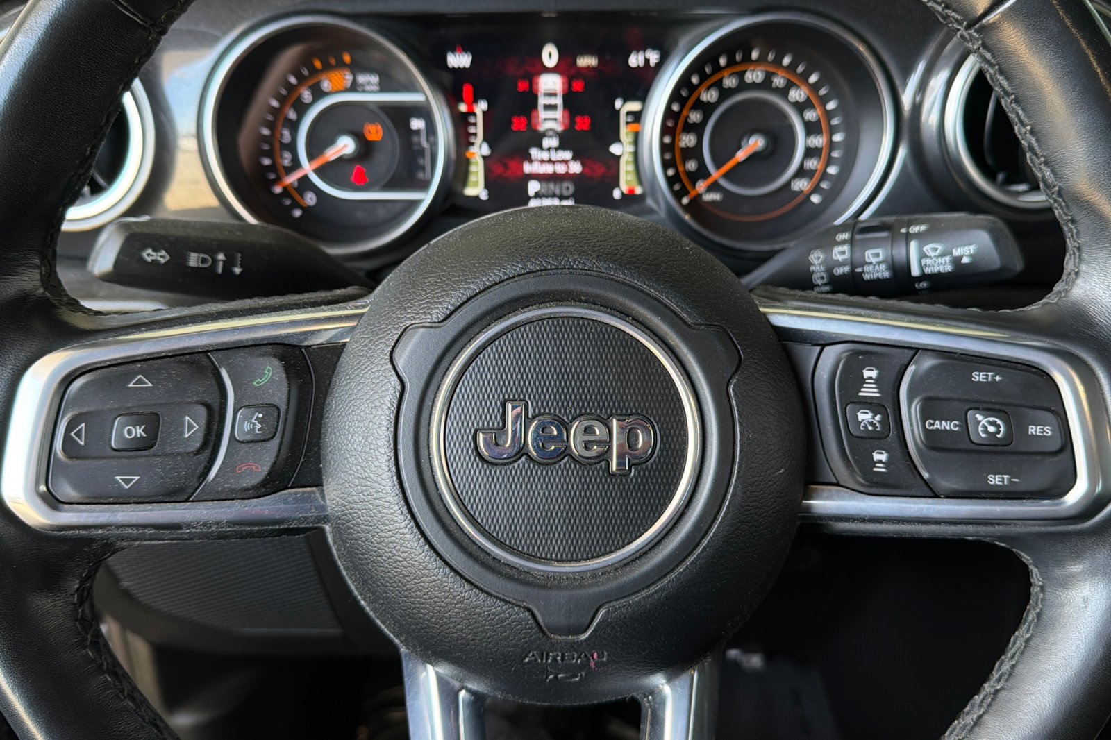 Used 2021 Jeep Wrangler Unlimited Sahara AWD/4WD image 29