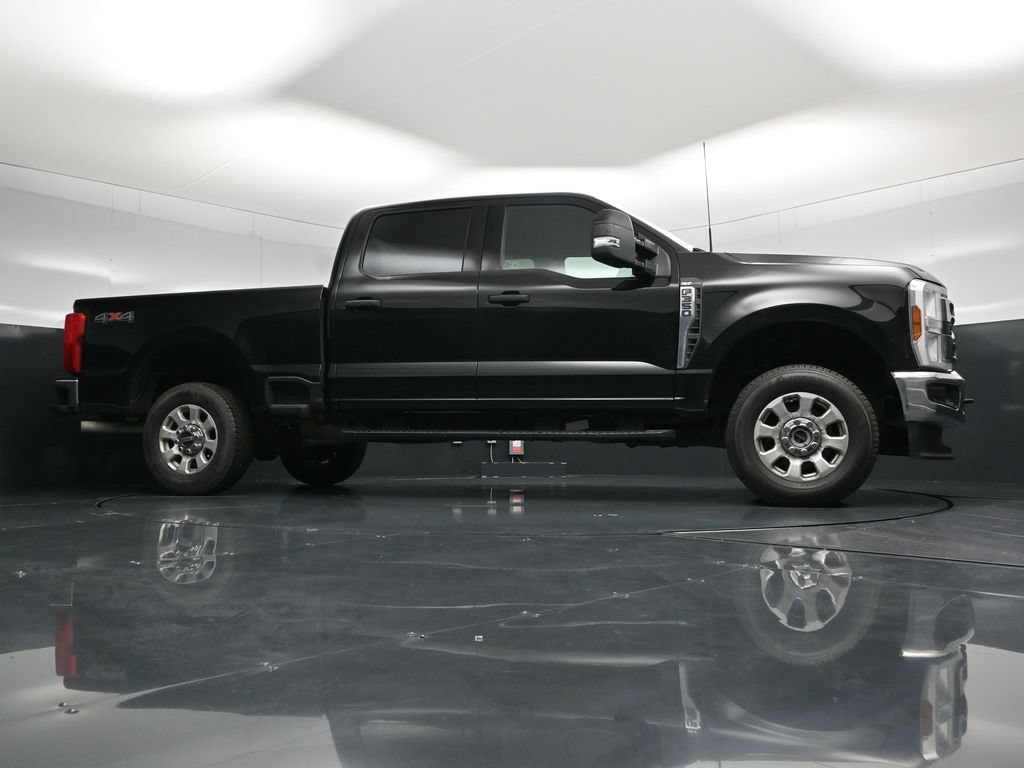 Used 2024 Ford F350 XLT AWD/4WD image 45