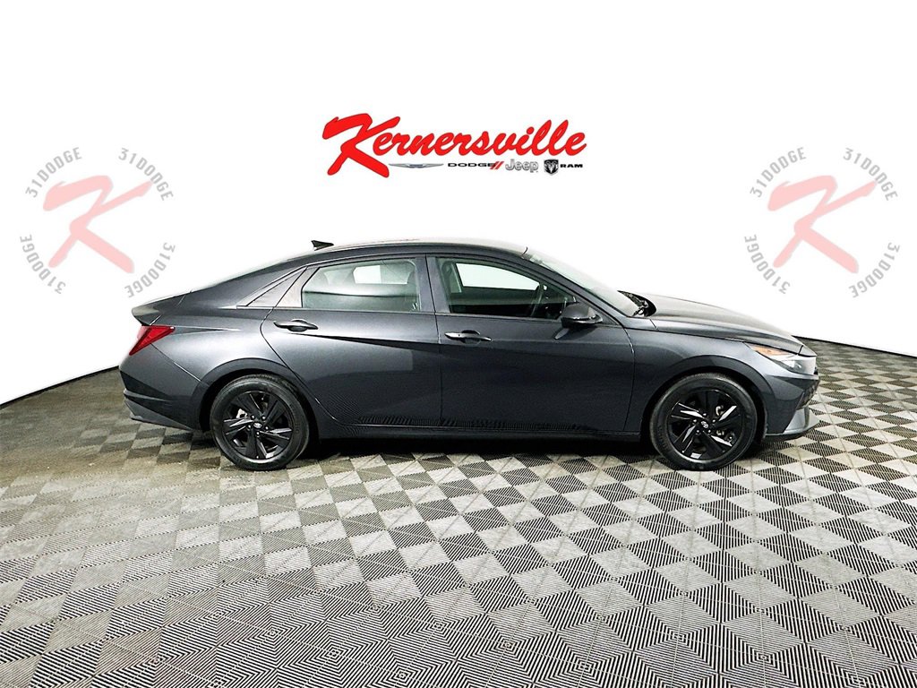 Used 2021 Hyundai Elantra SEL image 8