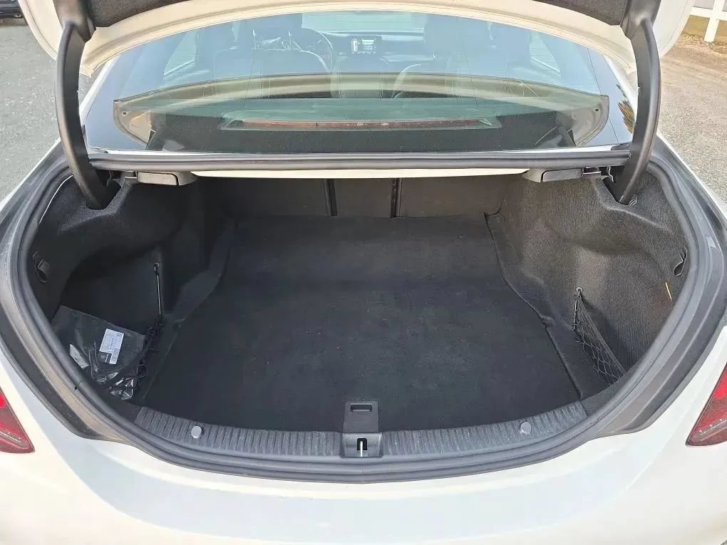 Used 2019 Mercedes-Benz C 300 Sedan image 49