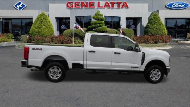 Certified 2025 Ford F250 XLT image 9