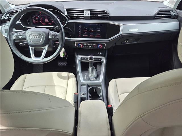 Used 2022 Audi Q3 2.0T Premium image 16