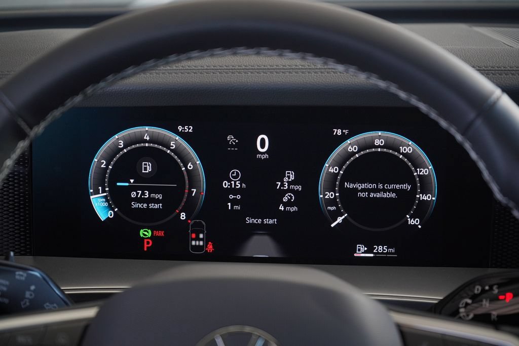 New 2026 Volkswagen Tiguan SE FWD image 10