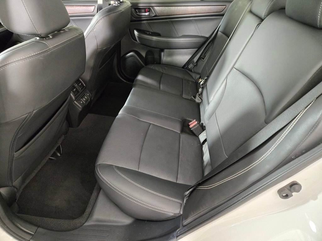 Used 2019 Subaru Outback 2.5i Limited w/ Popular Package #2 image 17