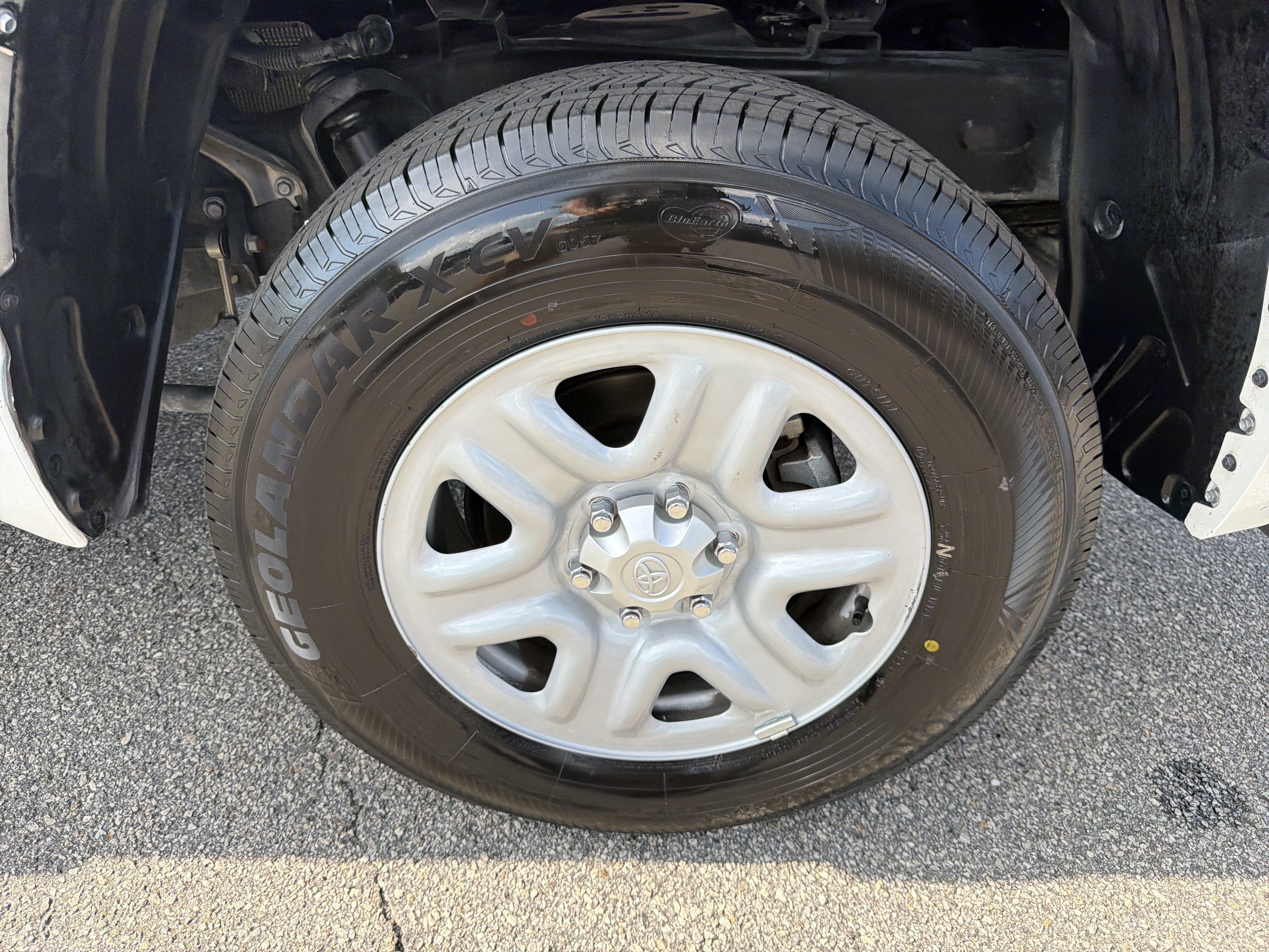 Certified 2025 Toyota Tundra SR AWD/4WD image 30