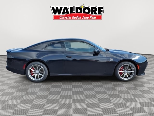 New 2025 Dodge Charger Daytona Scat Pack w/ Track Pack AWD/4WD image 2