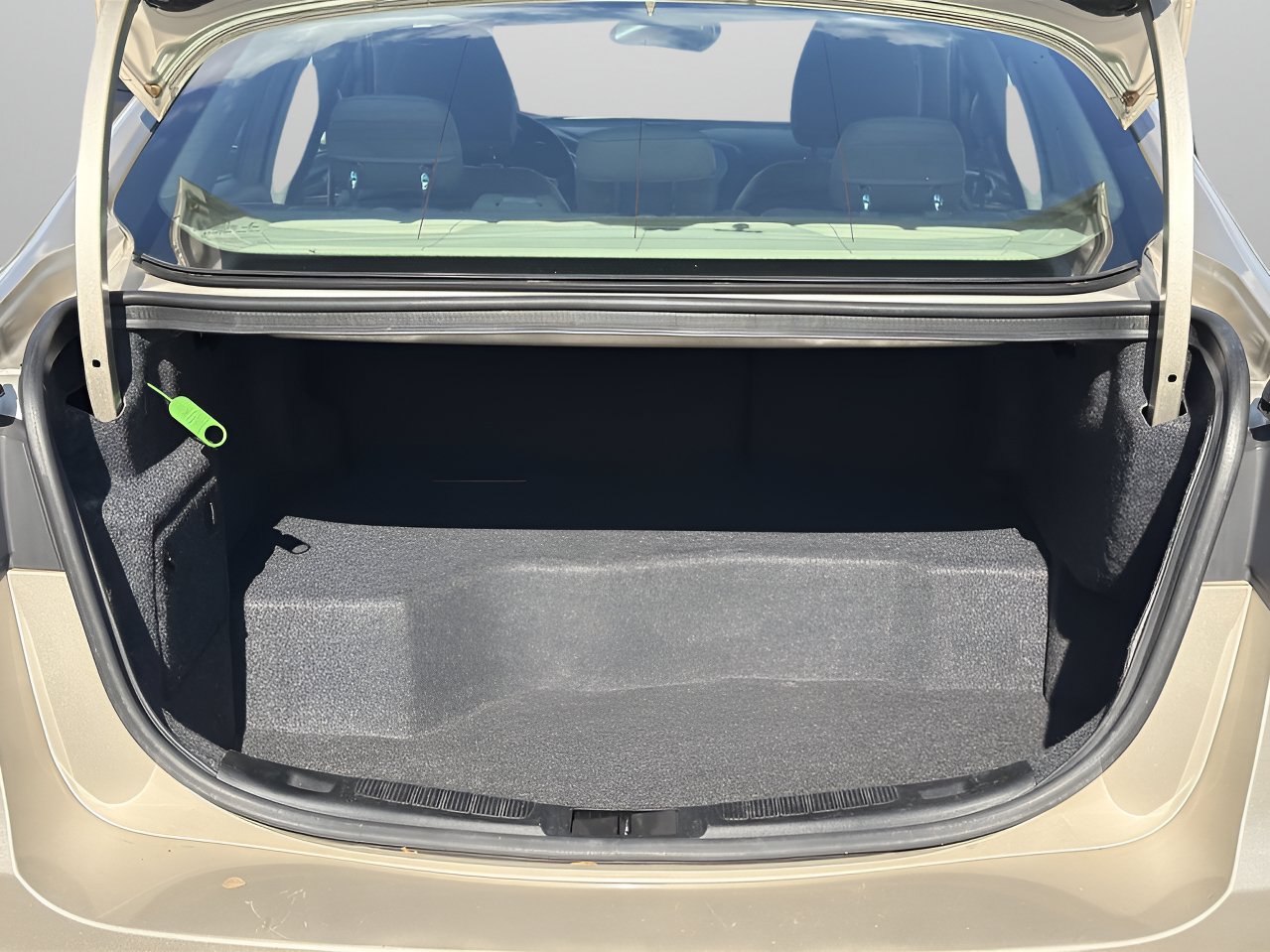 Used 2019 Ford Fusion SEL FWD image 8