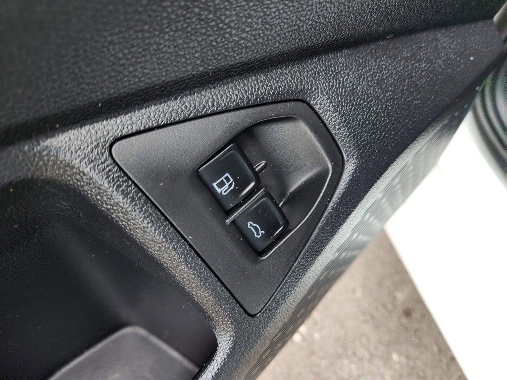 Certified 2024 Volkswagen Jetta Sport image 28