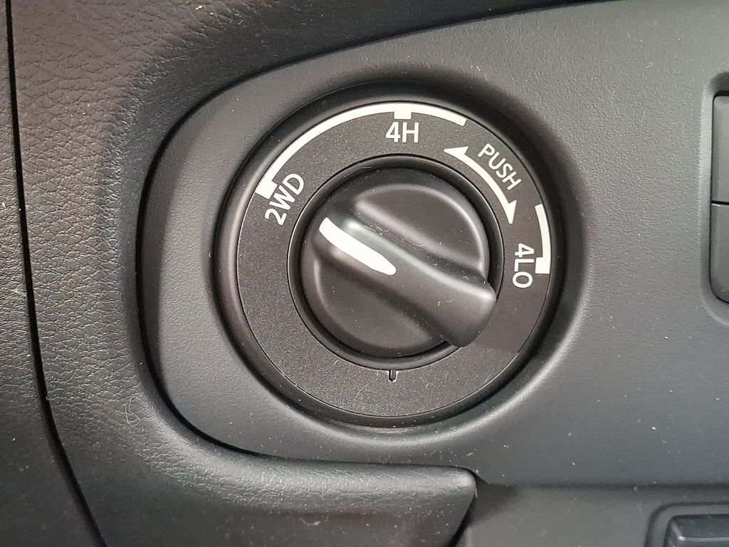 Used 2023 Nissan Frontier PRO-4X w/ Pro Convenience Package AWD/4WD image 23