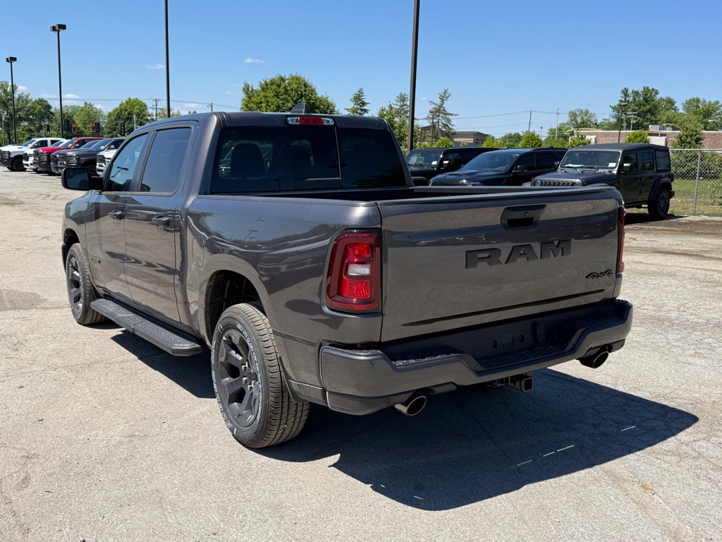New 2026 RAM 1500 Express AWD/4WD image 9