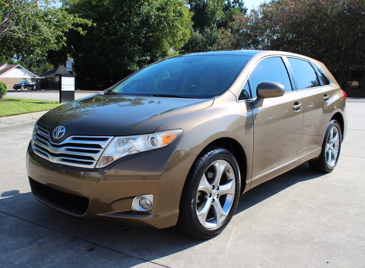Used 2010 Toyota Venza w/ Security Pkg FWD image 4