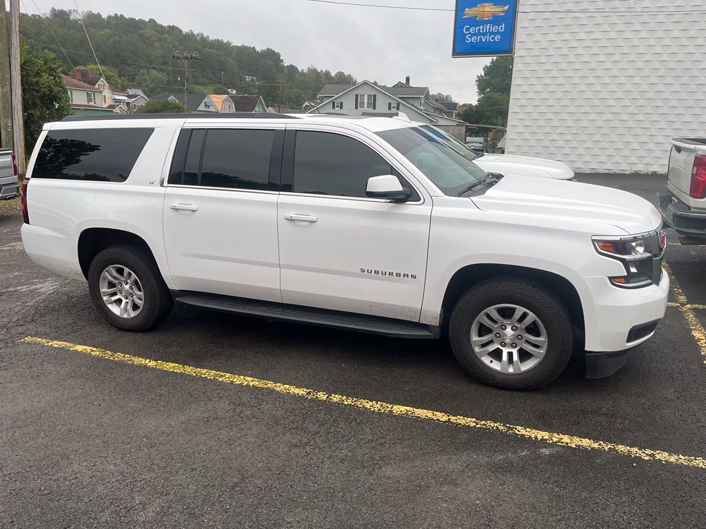 Used 2019 Chevrolet Suburban LT AWD/4WD image 4