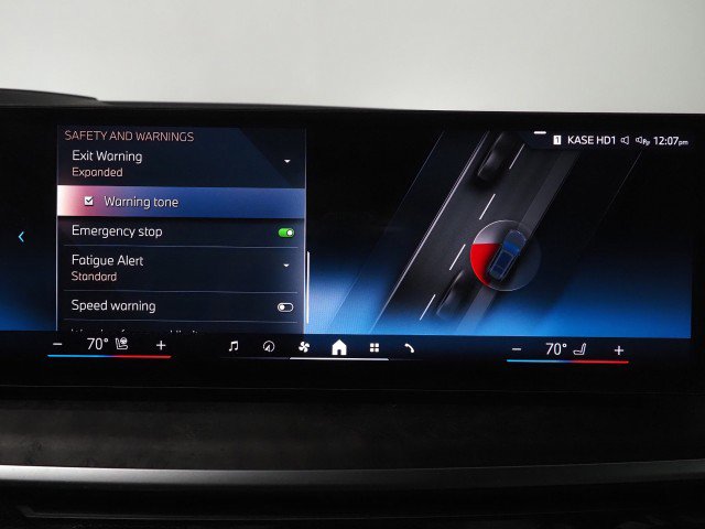 Used 2024 BMW X7 xDrive40i image 44