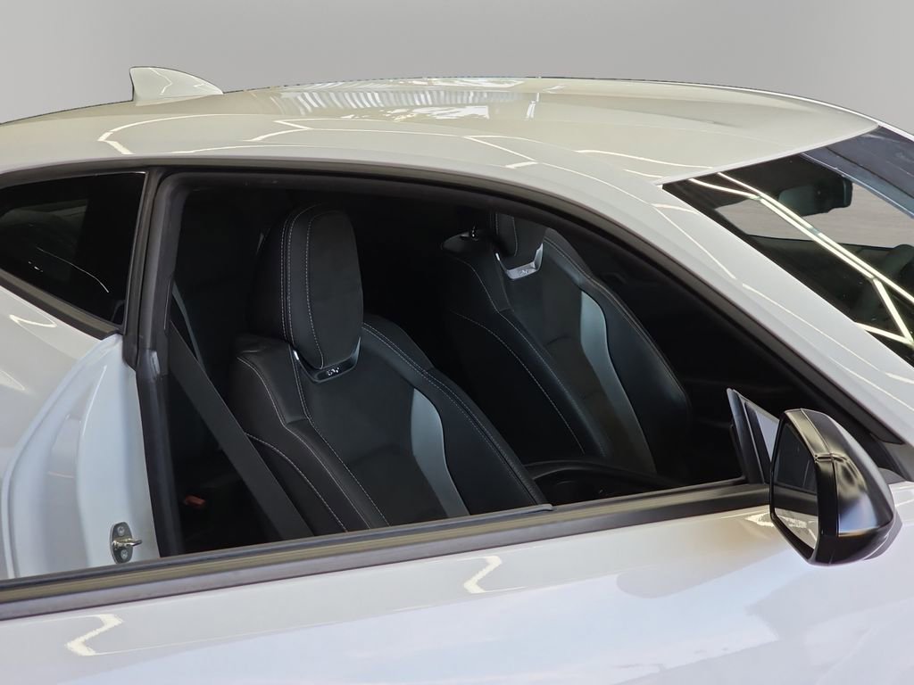 Used 2018 Chevrolet Camaro SS RWD image 22