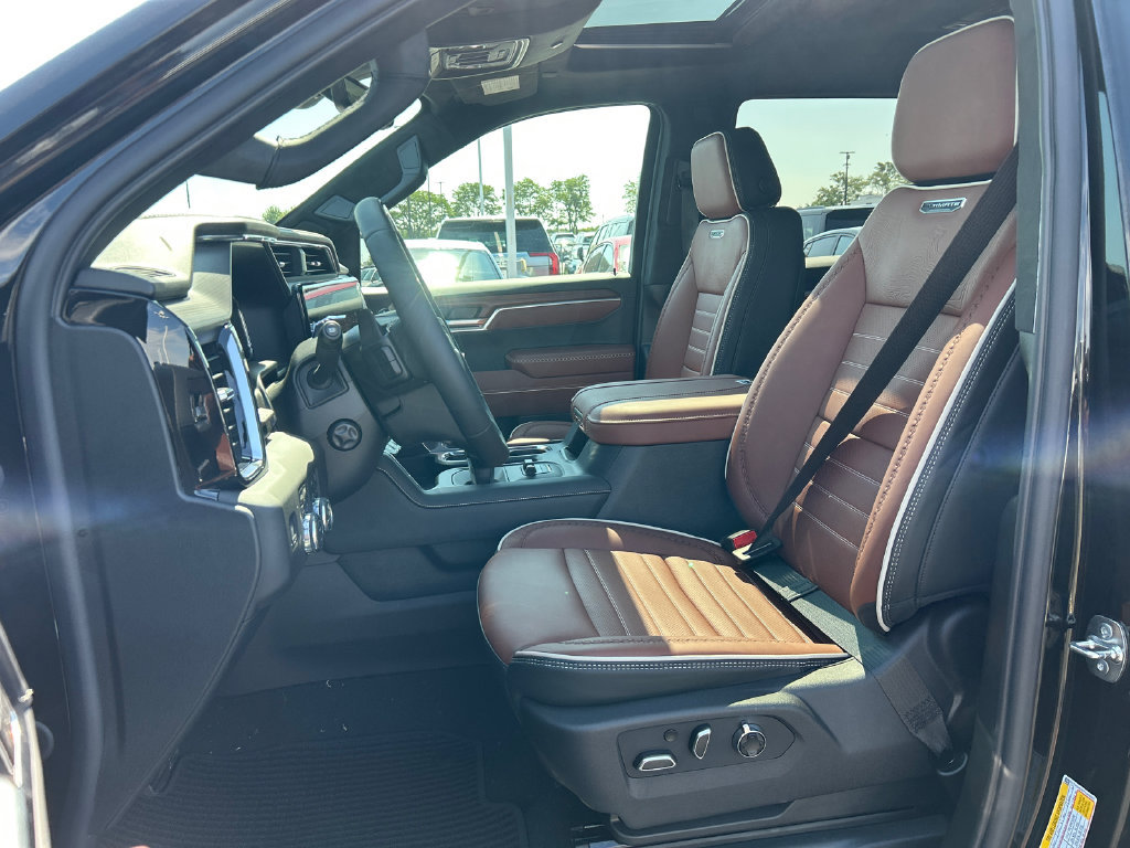 New 2026 GMC Sierra 1500 Denali Ultimate AWD/4WD image 16