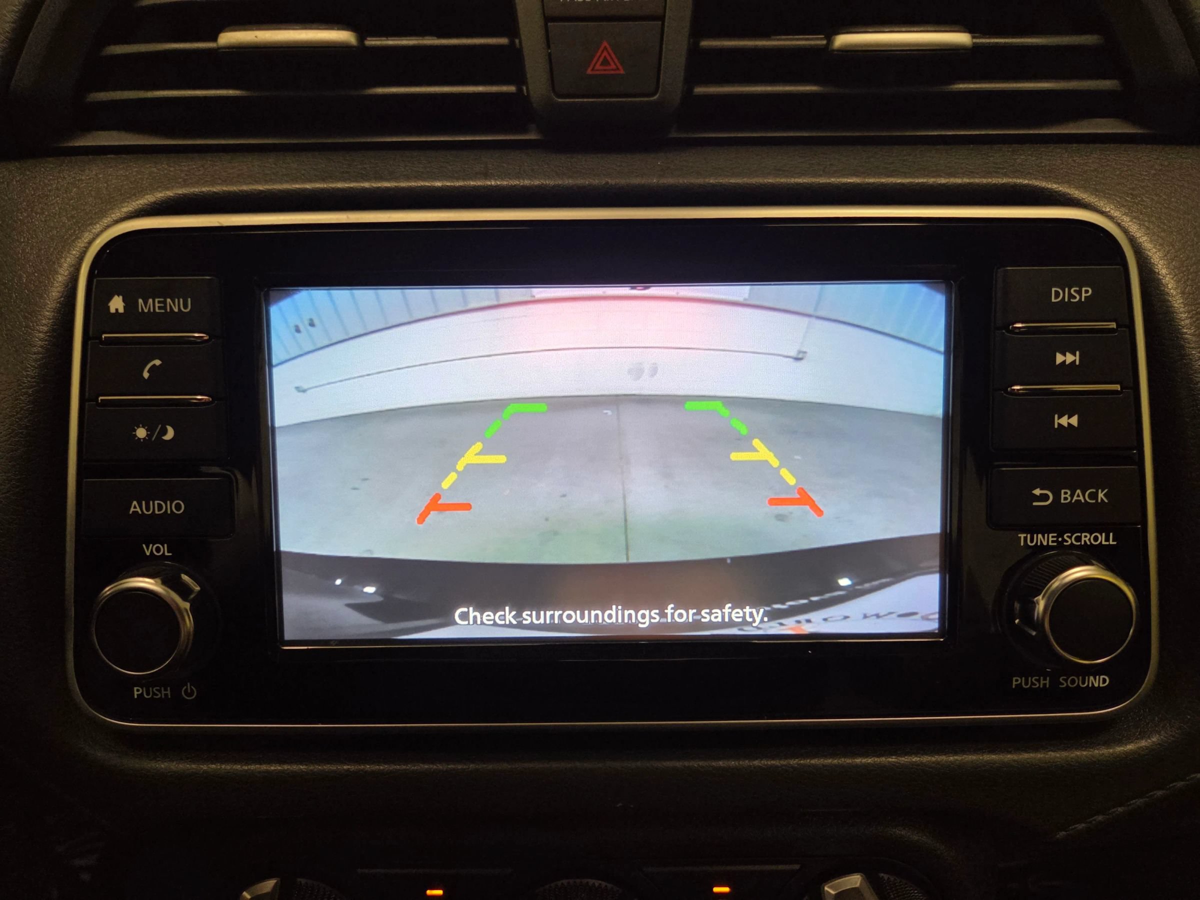 Used 2020 Nissan Versa S FWD image 27