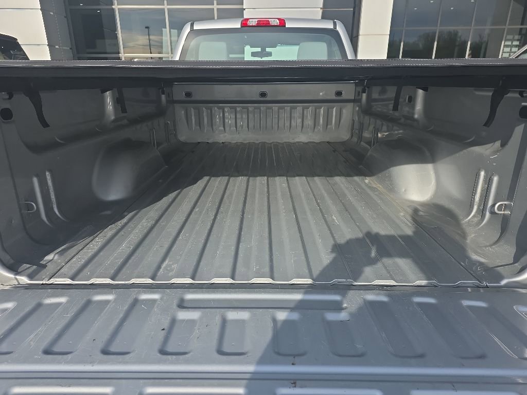 Used 2014 Chevrolet Silverado 1500 W/T RWD image 9
