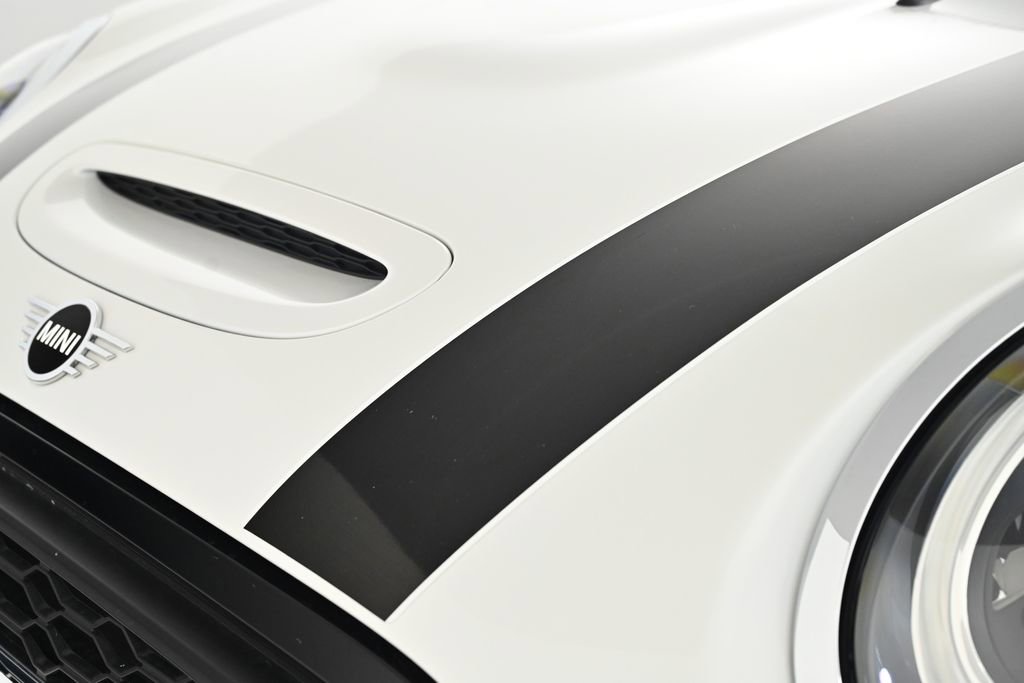 Certified 2024 MINI Cooper S image 11