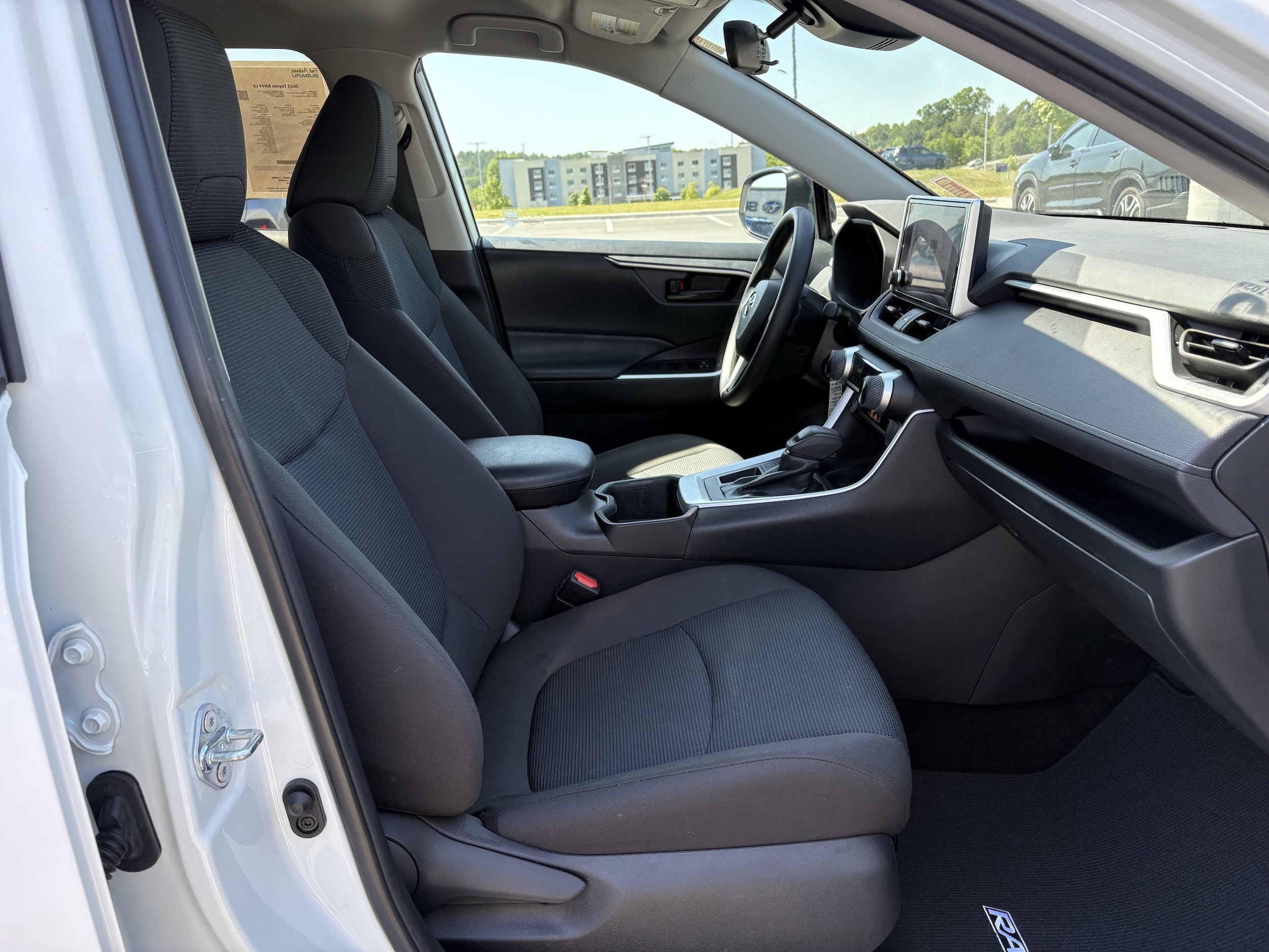 Used 2023 Toyota RAV4 LE FWD image 28