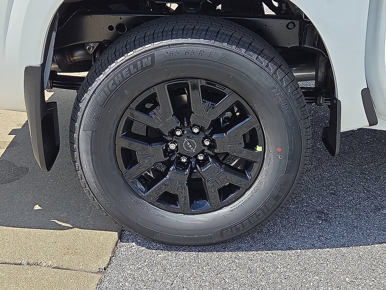 New 2026 Nissan Frontier SV w/ Tow Package AWD/4WD image 7