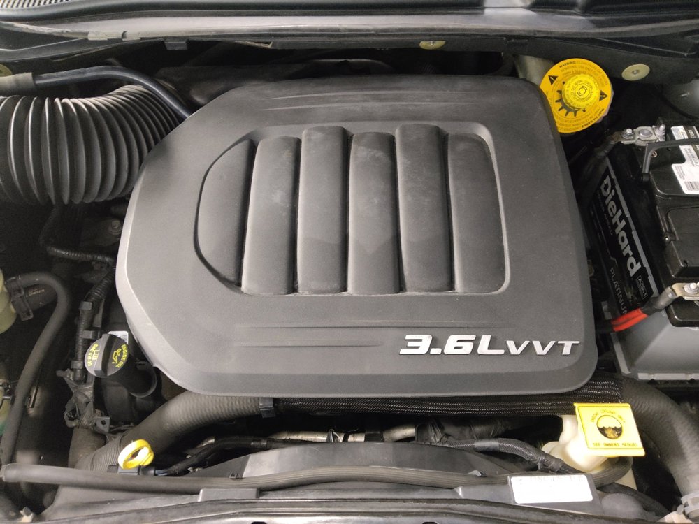 Used 2015 Dodge Grand Caravan SXT w/ UConnect Hands-Free Group image 30