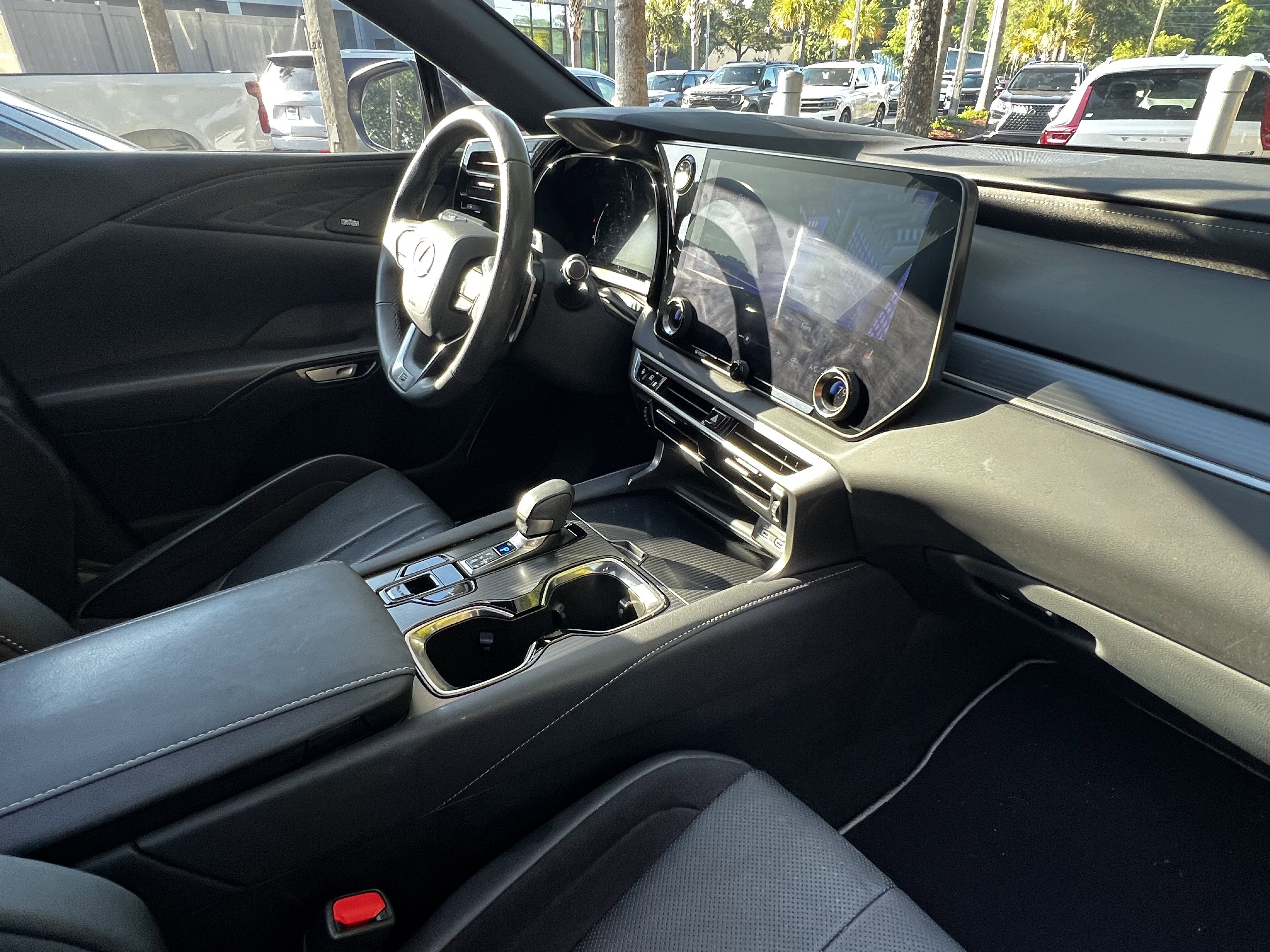 Used 2023 Lexus RX 500h F Sport w/ Cold Area Package image 47