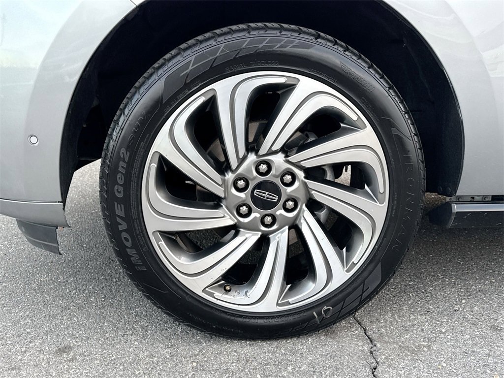 Used 2023 Lincoln Navigator Reserve image 19