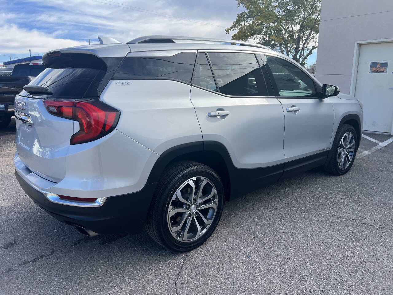 Used 2020 GMC Terrain SLT w/ Preferred Package image 7