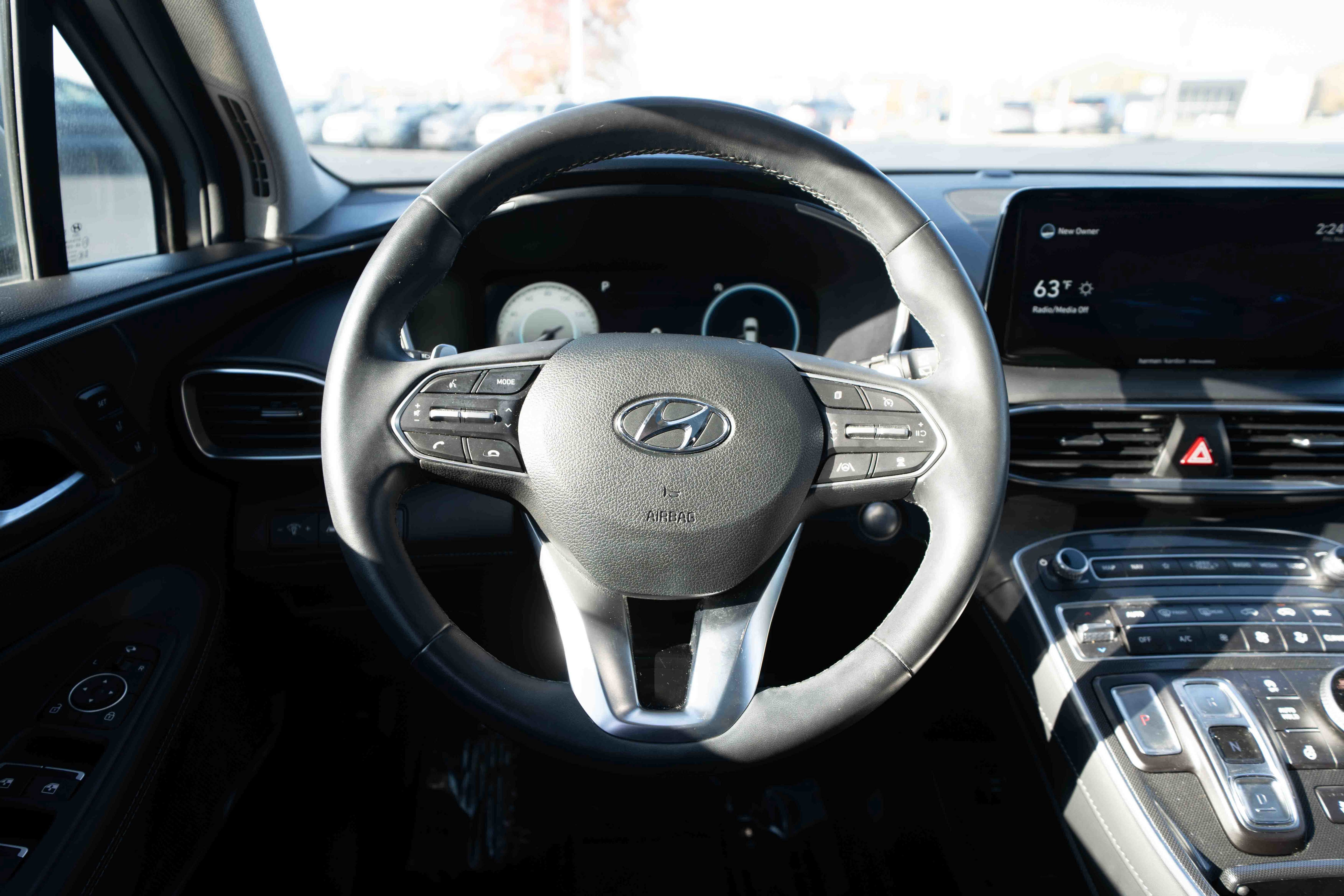 Used 2022 Hyundai Santa Fe Limited image 21